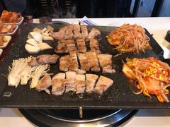 -八色五花肉(新村2号店)