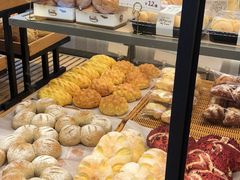 -顶东面包花园·生日蛋糕(世博店)