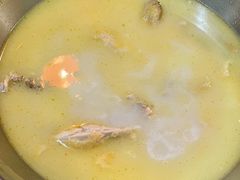 -鲜入围煮花胶鸡海鲜火锅