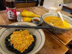 乌金拌面-蟹黄鱼·楼上面馆(外滩中央旗舰店)