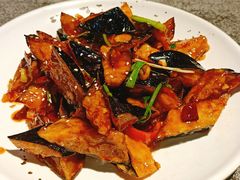 风味茄子-华盛园卷子王农家菜水库鱼