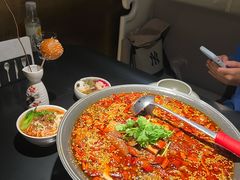 -麻六记(凤凰汇店)