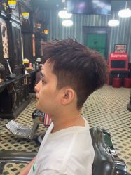 -海文先生国潮烫染男士理发馆