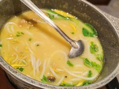 云南过桥米线-云海肴·汽锅鸡·云南菜(苏州中心店)