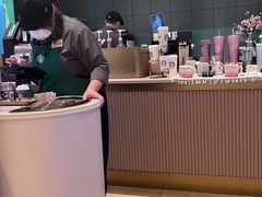 -星巴克(深圳广电金融中心分店)