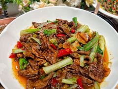 -费大厨辣椒炒肉(黄兴中心广场店)