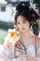-一揽芳华汉服旗袍体验馆(拙政园店)