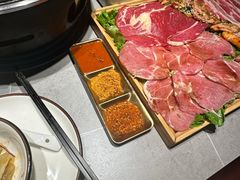 -正宗齐齐哈尔烤肉·齐牛哥鲜切炭火烤肉(杭州总店)