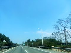 -黄记四更烤乳猪店