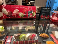 零售区-星巴克臻选(珠海富华里店)