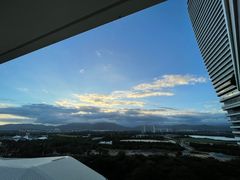 -瑰丽酒店·海吧·天际下午茶·现场DJ·天台酒吧