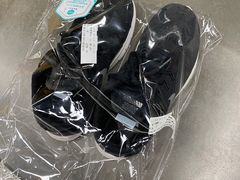 -UCC国际洗衣(长宁路精选店)