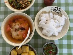 -余庆小吃(小吃一条街店)