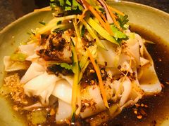 羊毛工镇凉皮-丝路金桃·新疆菜(徐汇店)