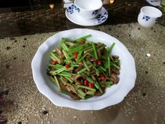 -逸兴楼·地道长沙菜(六沟垅店)
