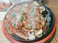 -蜜桃餐厅·伴山(湖滨商业街店)