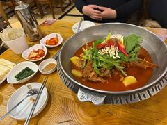 -喇喇排骨火锅·传统韩式脊骨汤(望京西园总店)