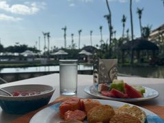 -亚龙湾希尔顿自助餐厅·海鲜·烧烤·沙滩BBQ·现场乐队