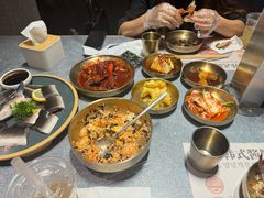 -草家酱蟹炭火烤肉店(珲春南路二店)