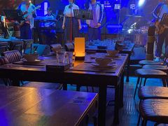 -爱啤精酿·民谣酒馆(滨江店)