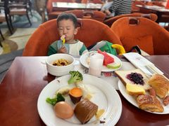 -东莞塘厦三正半山温泉酒店·沙利文西餐厅