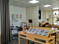 -LOGO眼镜·蔡司品牌折扣店(龙华清湖店)