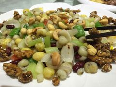 西芹福果炒百合-德烨酒家