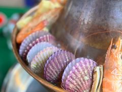 -一口猪海鲜浑锅·东北家常菜