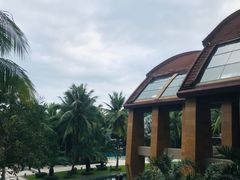 -三亚湾海居铂尔曼度假酒店