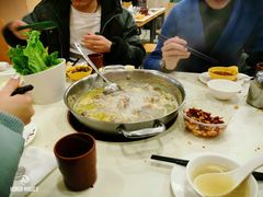 -一席地·本地鸡窝·杭帮鸡火锅(萧山银隆百货店)