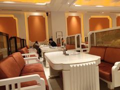 -白金汉爵大酒店-24小时餐厅