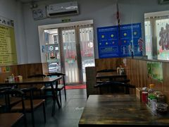 大堂-淮南牛肉筋汤(锦辉商城店)