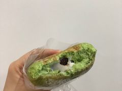 -顶东面包花园·生日蛋糕(世博店)