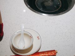 -三人行骨头王火锅(长寿店)