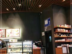 -星巴克(西安曲江银泰店)