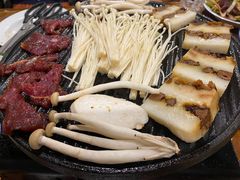 -炙热青春怀旧主题餐厅(河北路店)