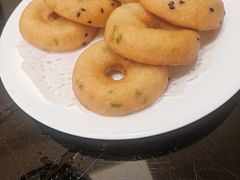 -亢龙太子酒轩(东湖店)