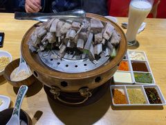 蒙料一八手把肉-蒙料·手把肉(望京店)