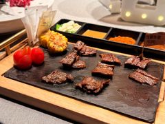 -左庭右院鲜牛肉火锅黑金店(陆家嘴中心店)