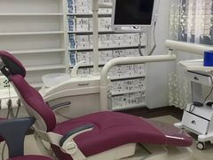 -茂菊口腔连锁(浦东南路店)