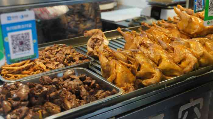 刘家烧鸡-"这个星期六要回老家去了,一大早就准备去回.