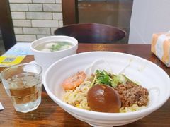 台南担仔面-台南擔仔面·卤肉饭(老虹井路店)