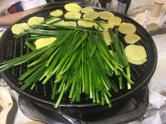 -燚店·铁板鱼蛙·烤肉·烤串(北新桥店)