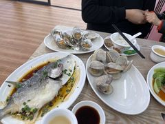 -红月湾海鲜饭店•沙滩海景(双月湾店)