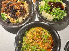 -芸山季·云南山珍菌火锅(人民广场来福士店)