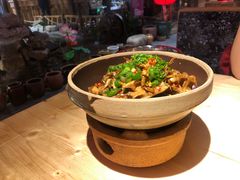 -寻钵记民菜馆·正宗常德钵子菜(滨湖路店)