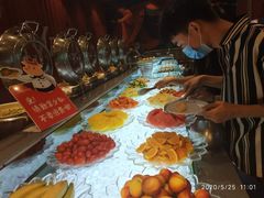 自助取餐区-凡塔斯牛排餐厅(厚街万达店)
