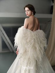 -Renee芮亦婚纱