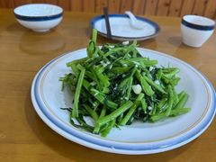 -鹤乡东北菜(崮山路店)