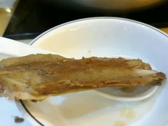 -悦牧·酸汤牛肉火锅(沃尔玛店)